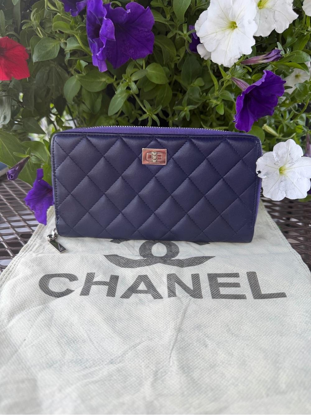 CHANEL PURPLE/PLUM LAMBSKIN QUILTED WALLET WITH COA - Picture 3 of 16